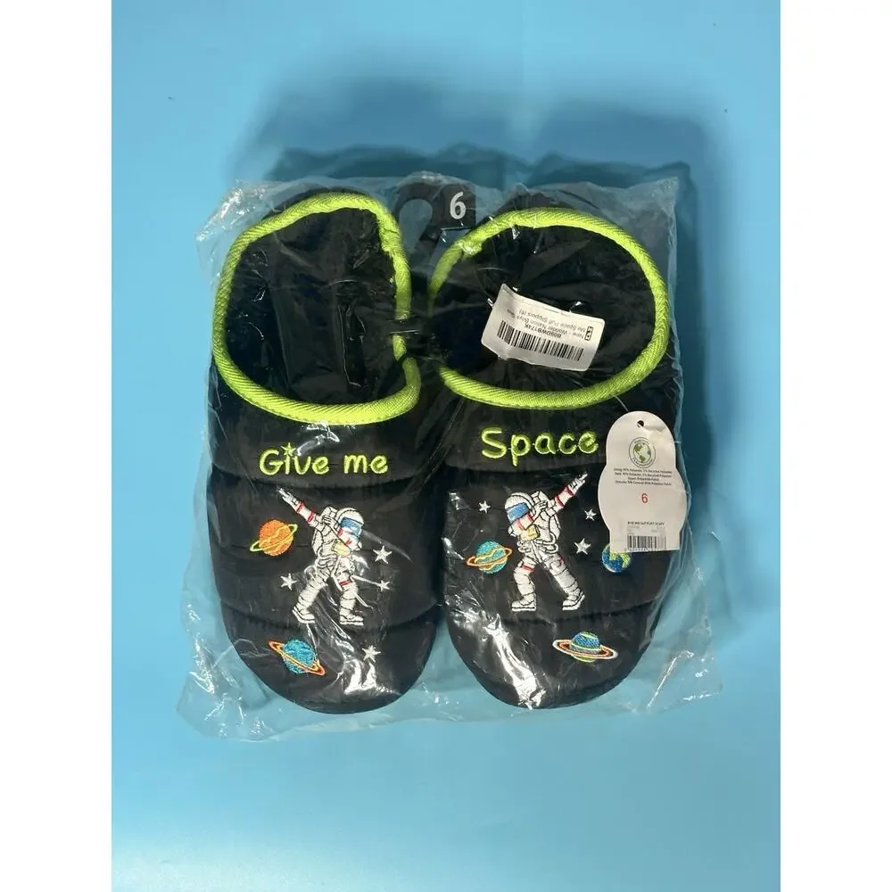 Wonder Nation Boys Give Me Space Puff Slippers Boys Size 6